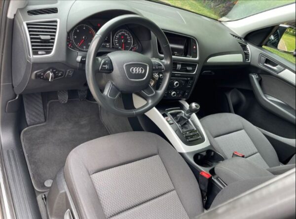 Audi Q5 2.0 TDi Business Line - Image 3