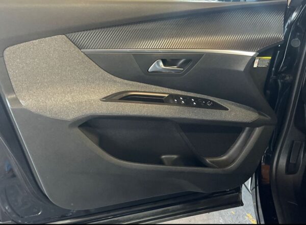 Peugeot 5008 1.5 BlueHDi Active Pack EAT8 - Image 4
