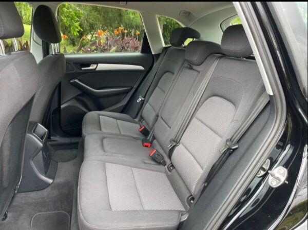 Audi Q5 2.0 TDi Business Line - Image 8