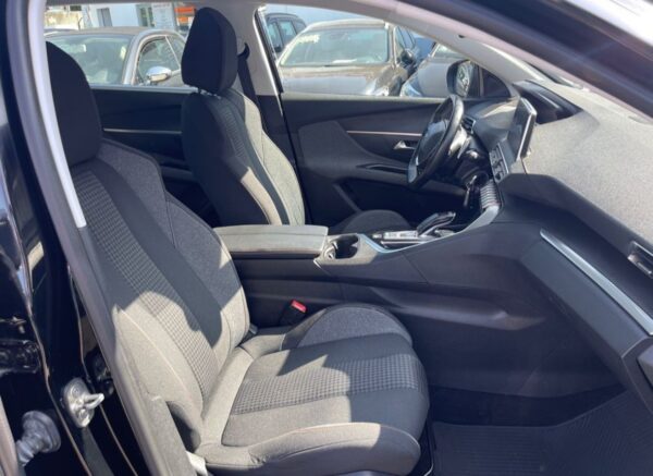 Peugeot 5008 1.5 BlueHDi Active Pack EAT8 - Image 3