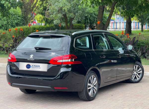 Peugeot 308 SW 1.5 BlueHDi Allure EAT8 - Image 2