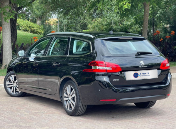 Peugeot 308 SW 1.5 BlueHDi Allure EAT8 - Image 4
