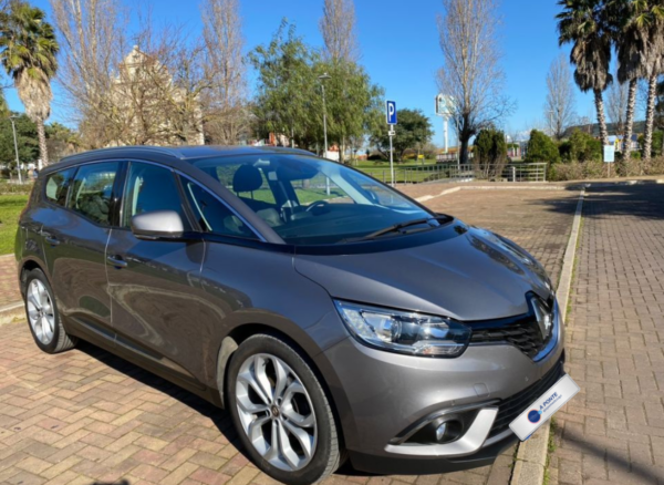 Renault Grand Scenic 1.5 dCi Dynamique S SS - Image 10