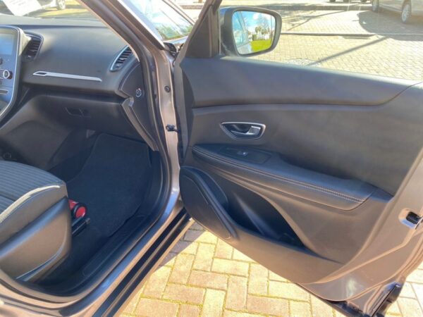 Renault Grand Scenic 1.5 dCi Dynamique S SS - Image 11