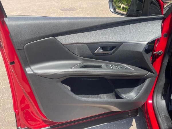 Peugeot 3008 1.5 BlueHDi GT Line - Image 11