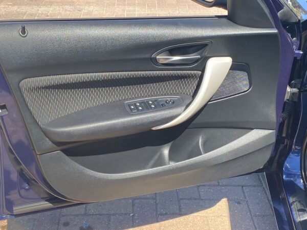 BMW 116 d Line Luxury Auto - Image 3