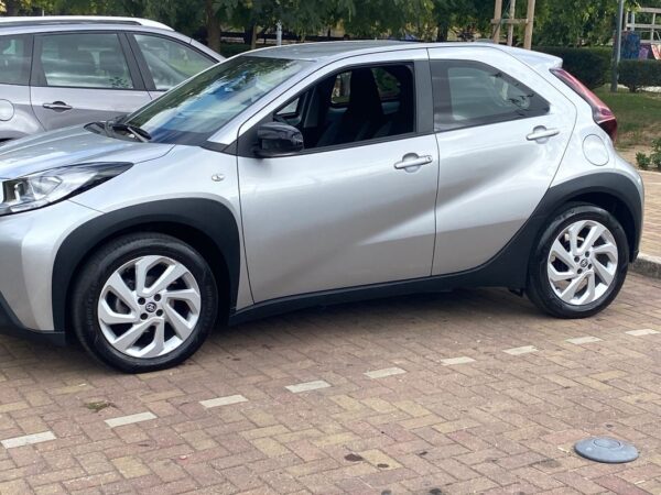 Toyota Aygo 1.0 Pulse - Image 10