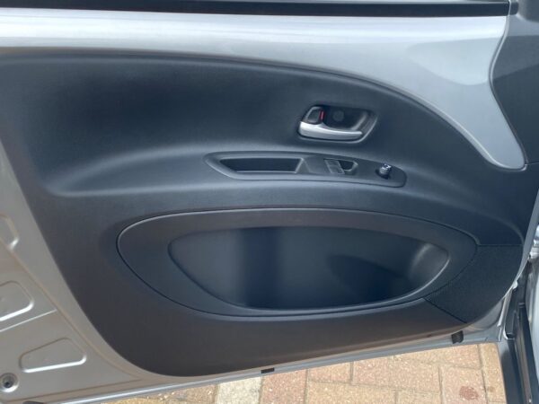 Toyota Aygo 1.0 Pulse - Image 5