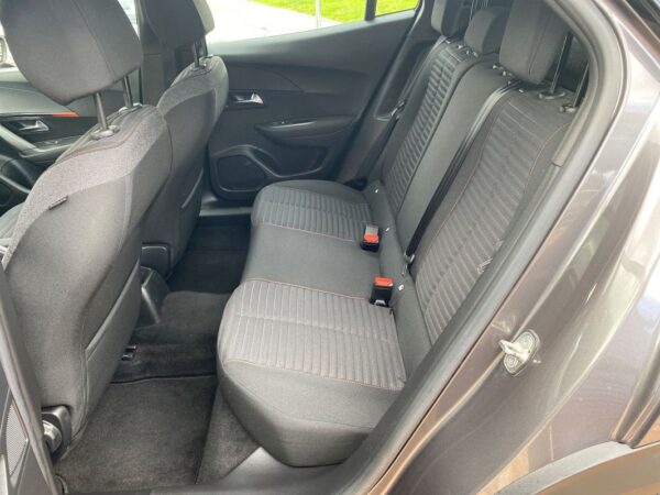 Peugeot 2008 1.2 PureTech Active Pack - Image 7