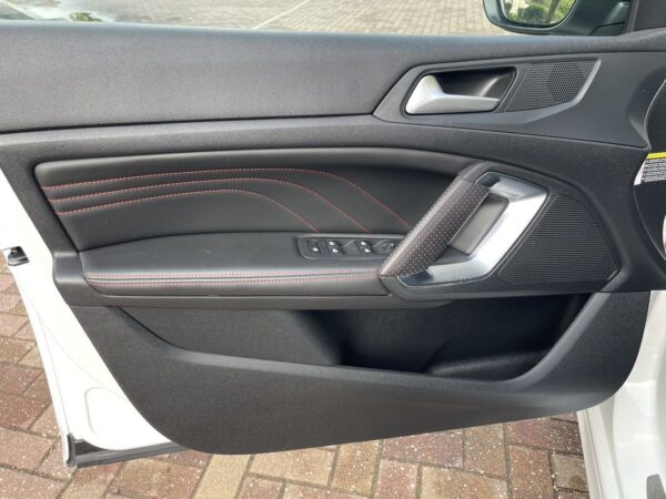 Peugeot 308 PureTech 130 GT-Line Edition - Image 5