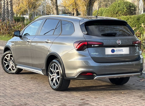 Fiat Tipo 1.0 GSE T3 Cross - Image 5