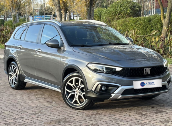 Fiat Tipo 1.0 GSE T3 Cross - Image 4