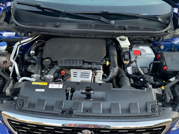 Peugeot 308 SW 1.2 PureTech GT Line EAT6 - Image 13