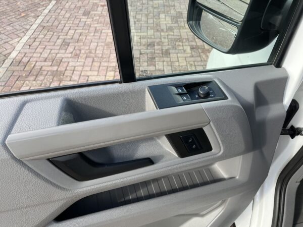 Volkswagen Crafter 2.0 Tdi L3 H2 - Image 10