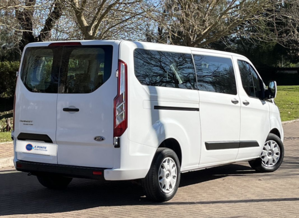 Ford Tourneo 2.0 TDCi Titanium - Image 3