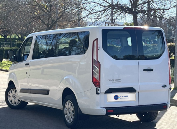 Ford Tourneo 2.0 TDCi Titanium - Image 4