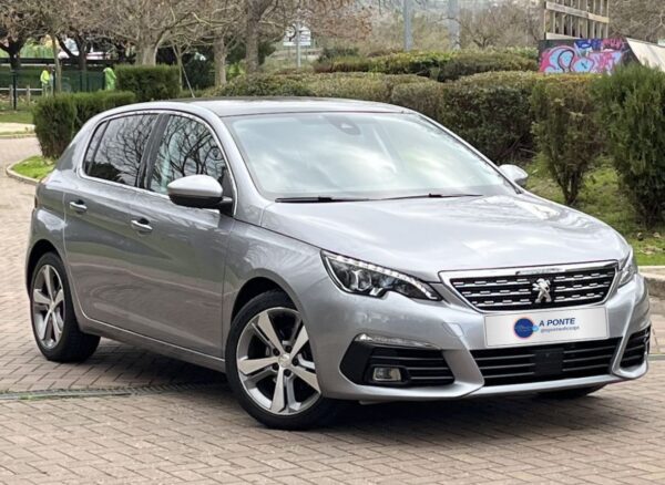 Peugeot 308 1.2 PureTech Allure Pack - Image 4