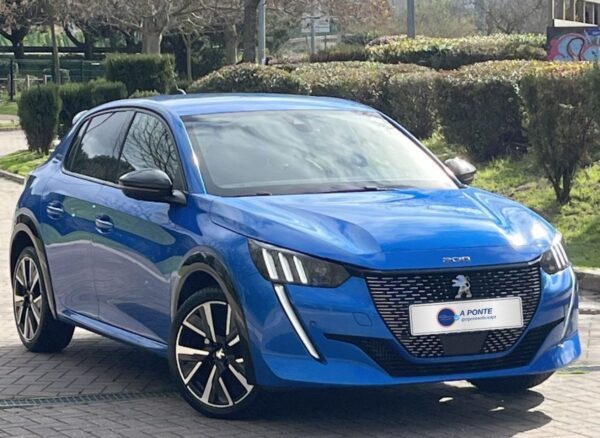 Peugeot 208 PureTech 130 EAT8 GT Pack - Image 4