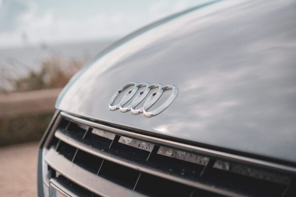 Audi  TT  2.0 - Image 13