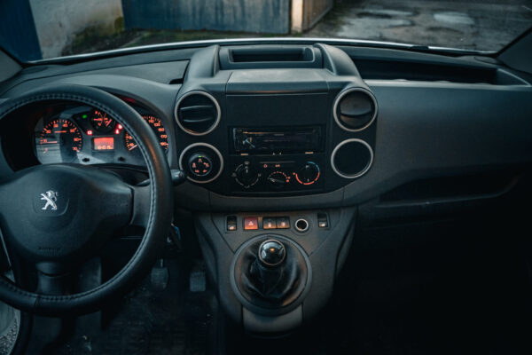 Peugeot Partner Avantage - Image 5