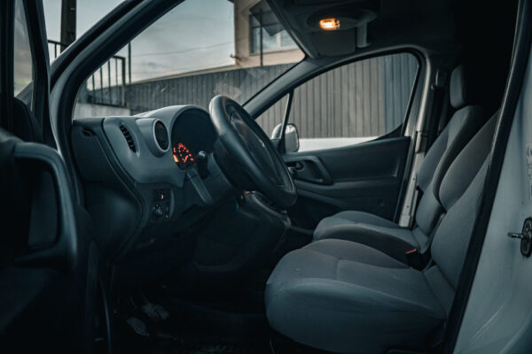 Peugeot Partner Avantage - Image 7