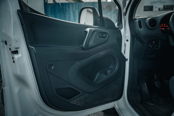 Peugeot Partner Avantage - Image 8