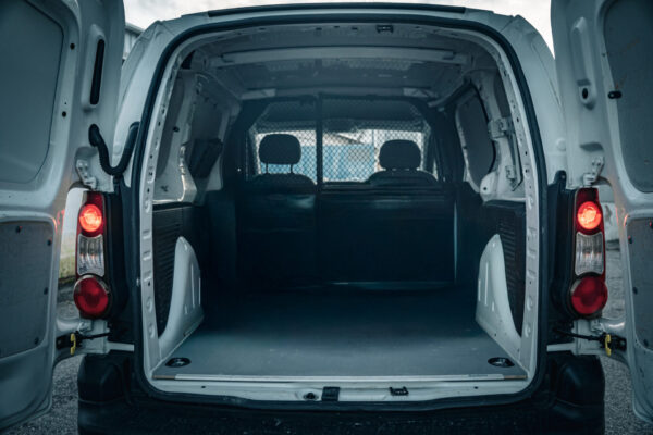 Peugeot Partner Avantage - Image 9