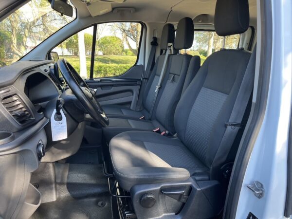 Ford Tourneo 2.0 TDCi Titanium - Image 8
