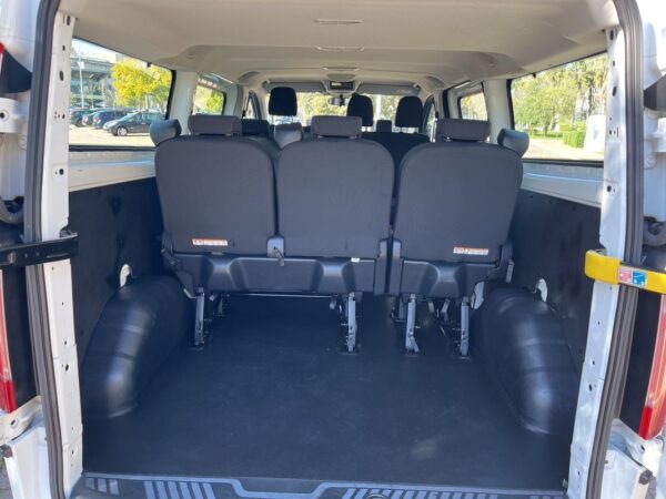 Ford Tourneo 2.0 TDCi Titanium - Image 13