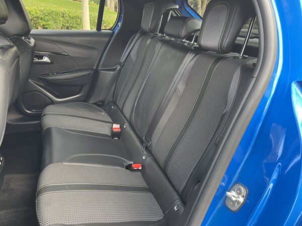 Peugeot 208 PureTech 130 EAT8 GT Pack - Image 12