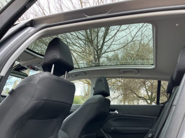 Peugeot 308 1.2 PureTech Allure Pack - Image 13