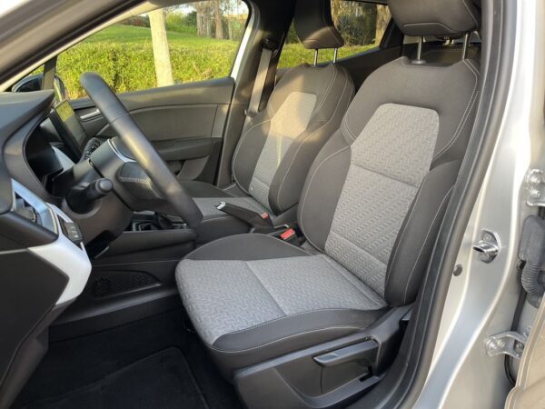 Renault Clio 1.5 Blue dCi Evolution - Image 7
