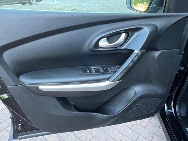 Renault Kadjar 1.5 dCi Intens C/PM+Pneu+Safety - Imagem 12