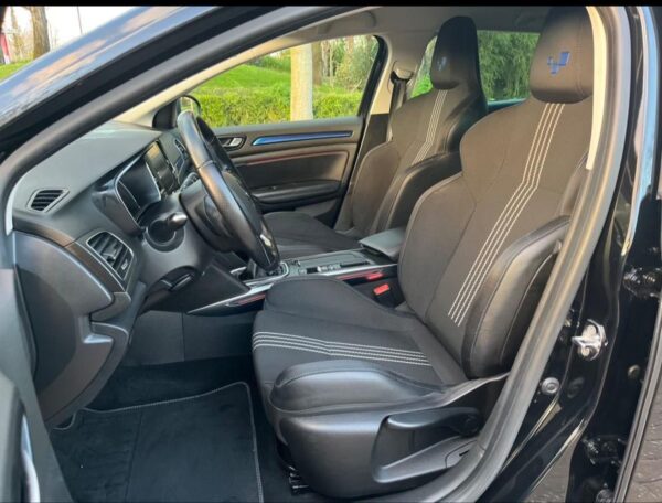 Renault Megane Sport Tourer 1.6 dCi GT Line SS - Imagem 7
