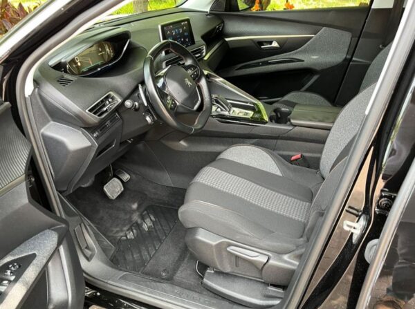 Peugeot 3008 BlueHDi 120 Stop & Start EAT6 Active Business-Pack - Imagem 2