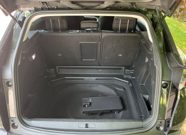 Peugeot 3008 BlueHDi 120 Stop & Start EAT6 Active Business-Pack - Imagem 3