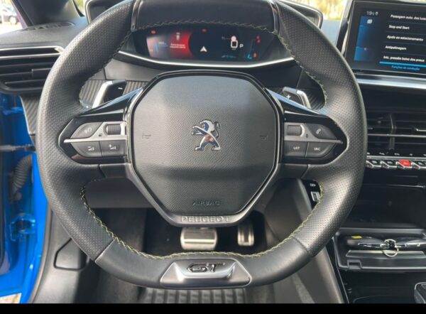 Peugeot 208 PureTech 130 EAT8 GT Pack - Imagem 8