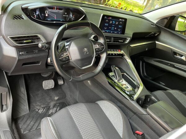 Peugeot 3008 BlueHDi 120 Stop & Start EAT6 Active Business-Pack - Imagem 9