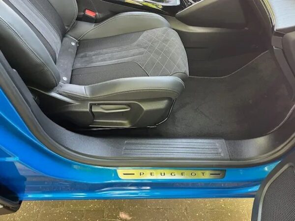 Peugeot 2008 1.2 PureTech GT - Imagem 16