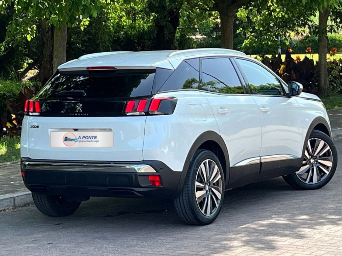 Peugeot 3008 PureTech 130 Stop & Start GPF EAT8 Allure Pack - Imagem 3