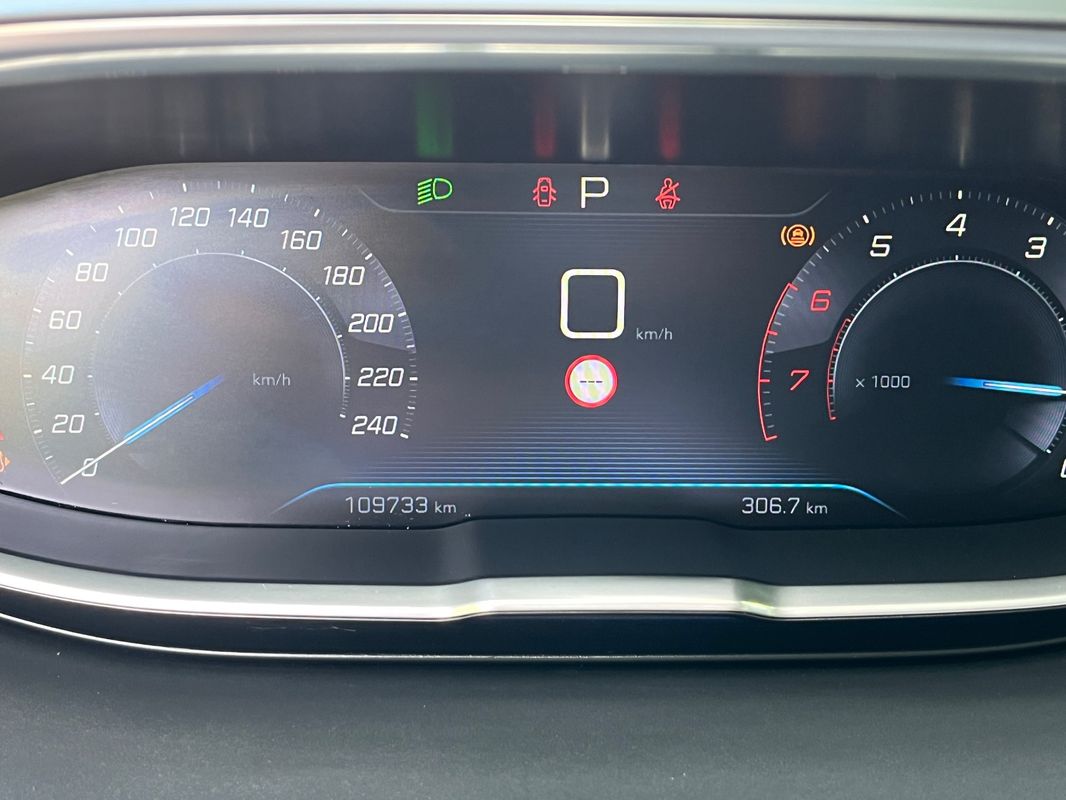 Peugeot 3008 PureTech 130 Stop & Start GPF EAT8 Allure Pack - Imagem 10