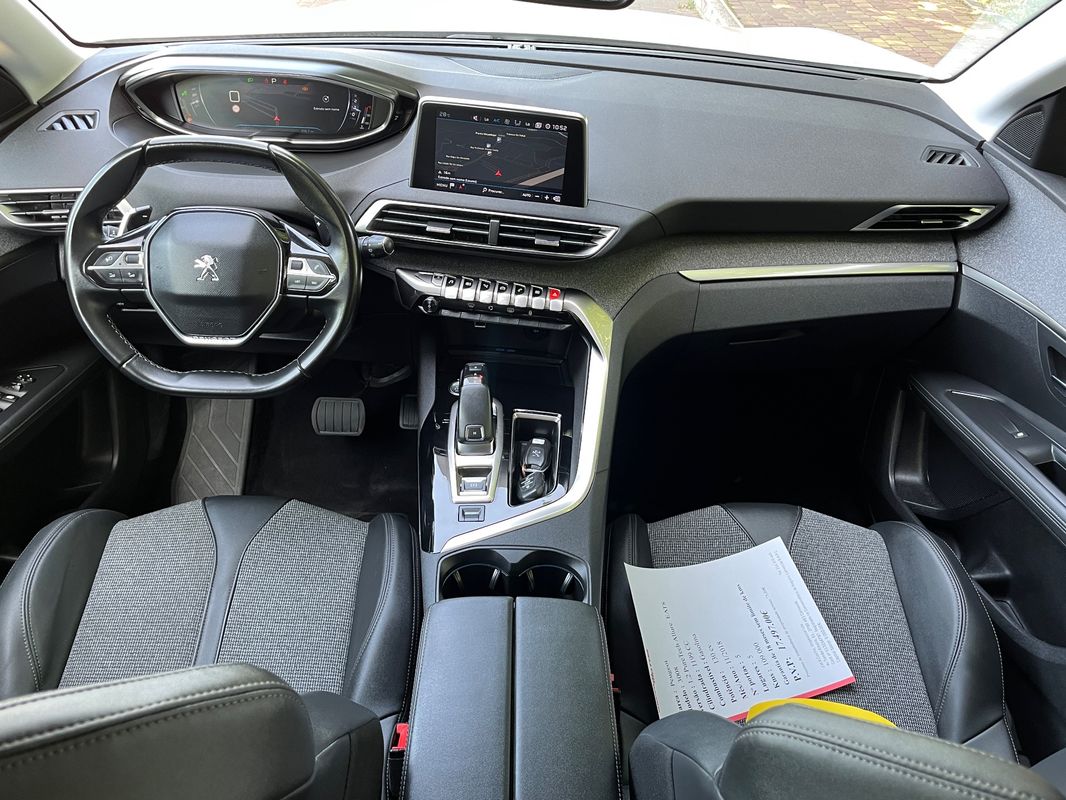 Peugeot 3008 PureTech 130 Stop & Start GPF EAT8 Allure Pack - Imagem 20